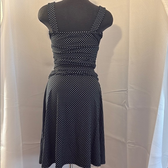 Two piece polka dot skirt and top set. XS. Pre-loved. - Picture 5 of 10